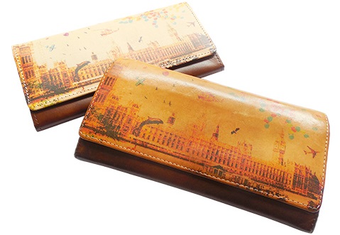 エイジング（経年変化）の例：アートヌメレザー長財布 アンティークマップ